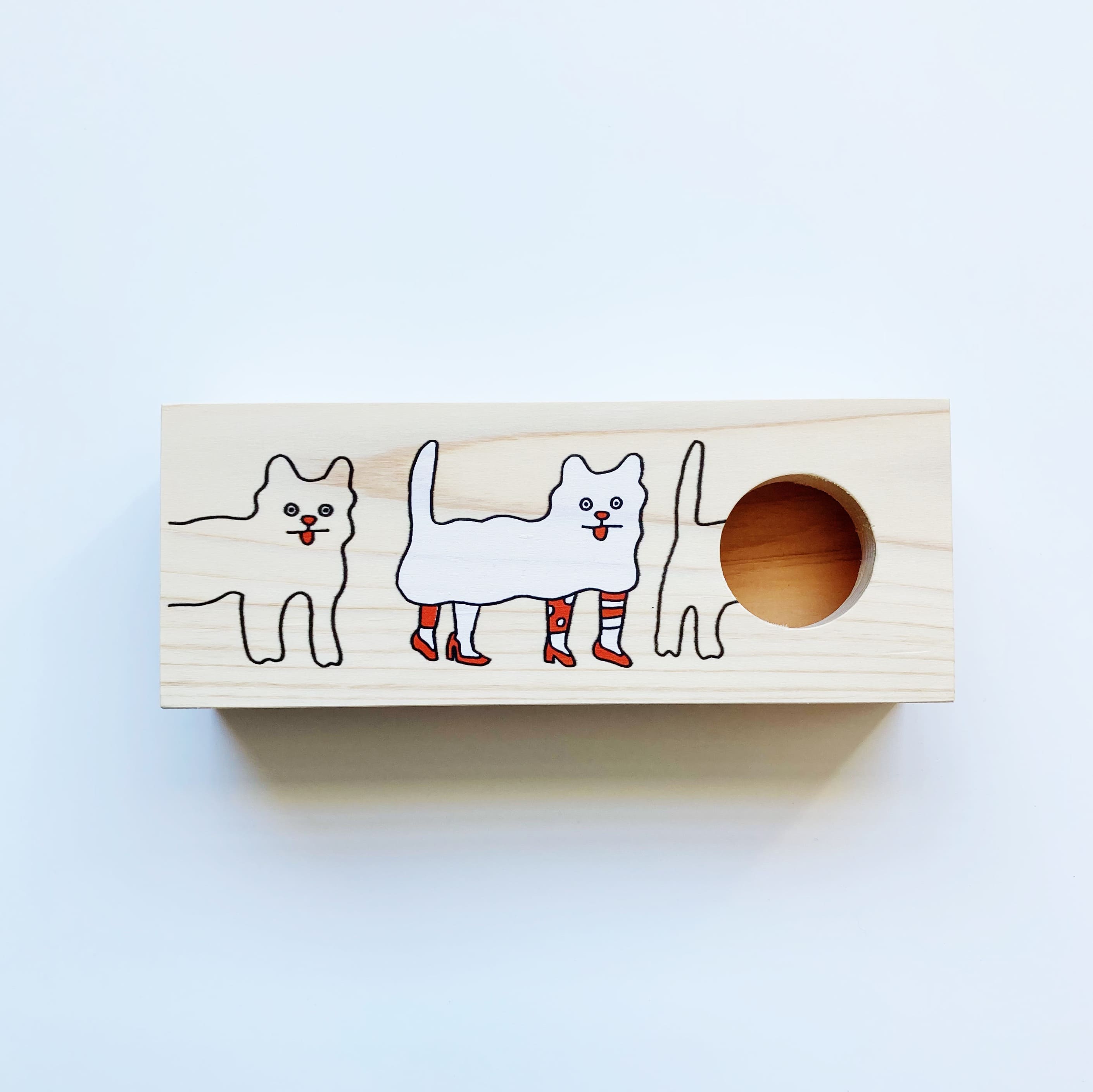 スマホスピーカー 木製 iPhoneスピーカー【檜/日×AyakaFukano】ヒノキノヒ「THE UNIQUE CAT SPEAKER」 限定コラボ アロマスピーカー スマホスタンド スピーカー 木製 スマホスタンド 木製 スマホスタンド 卓上 かわいい スマホスタンド おしゃれ 可愛い 木 猫のサムネイル