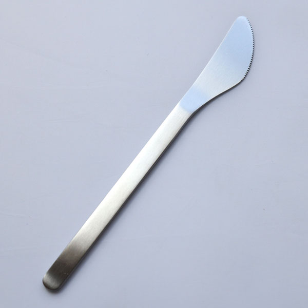 機内食カトラリー シルバー ナイフ 佐藤金属興業 SALUS 日本製 新潟 燕 洋食器 メール便