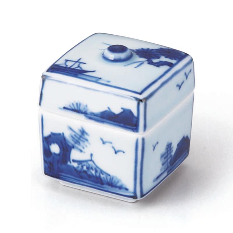 有田焼 染付 松 絵 正角 珍味 5cm 器 鉢 豆鉢 香の物 先付け 付出し お通し 白 ホワイト 青 ブルー 紺 ネイビー 日本製 国産 おしゃれ ギフト プレゼント 贈り物 贈答品 母の日 お祝い お返し 食事会 和食器 洋食器 中華食器 飲食店 業務用 プロ使用 食器