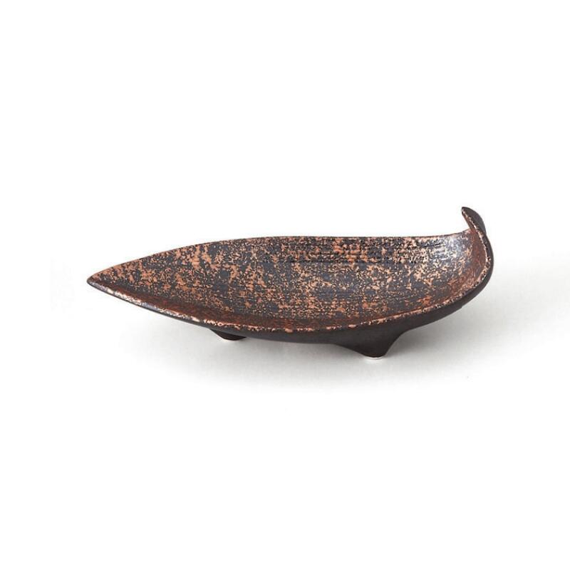 【送料無料】 有田焼 黒 南蛮 ブロンズ タタキ 一方上り 笹 型 小鉢 16.5cm 器 鉢 前菜 先付け 付出し お通し 甘味 デザート 日本製 国産 おしゃれ ギフト 贈り物 母の日 お祝い お返し 食事会 和食器 洋食器 茶碗 湯呑 飲食店 業務用 プロ使用 の 食器 等取り扱っております