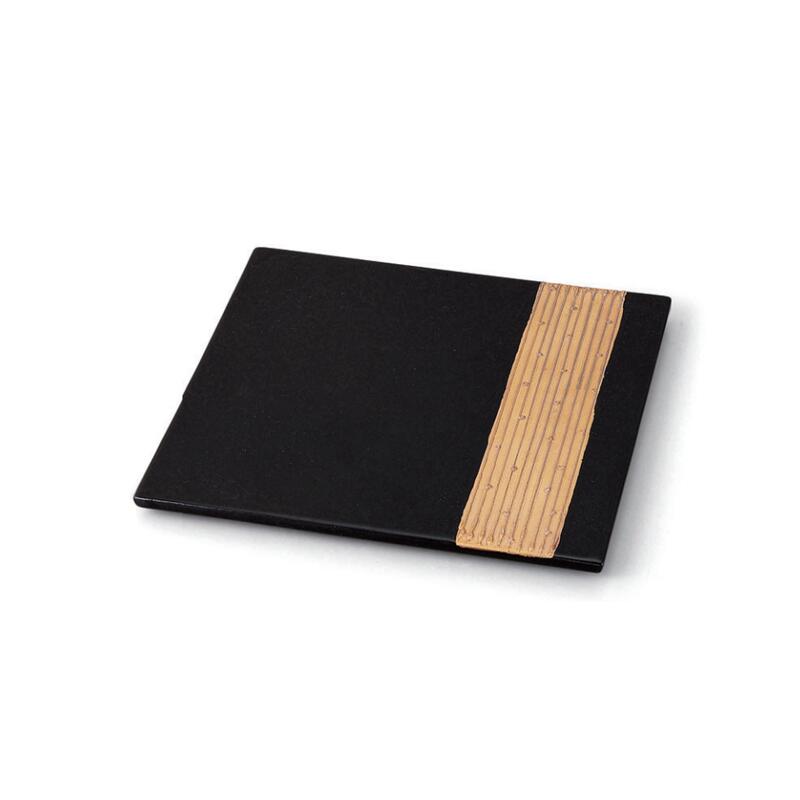【送料無料】 有田焼 ブラック ゴールド 21cm 角 プレート 21.1cm 21.1cm 1.1cm 角皿 皿 中皿 刺身 焼物 揚物 前菜 サラダ パスタ カレー 日本製 国産 おしゃれ ギフト 贈り物 贈答品 母の日 お祝い お返し 食事会 和食器 洋食器 飲食店 業務用 プロ使用 食器