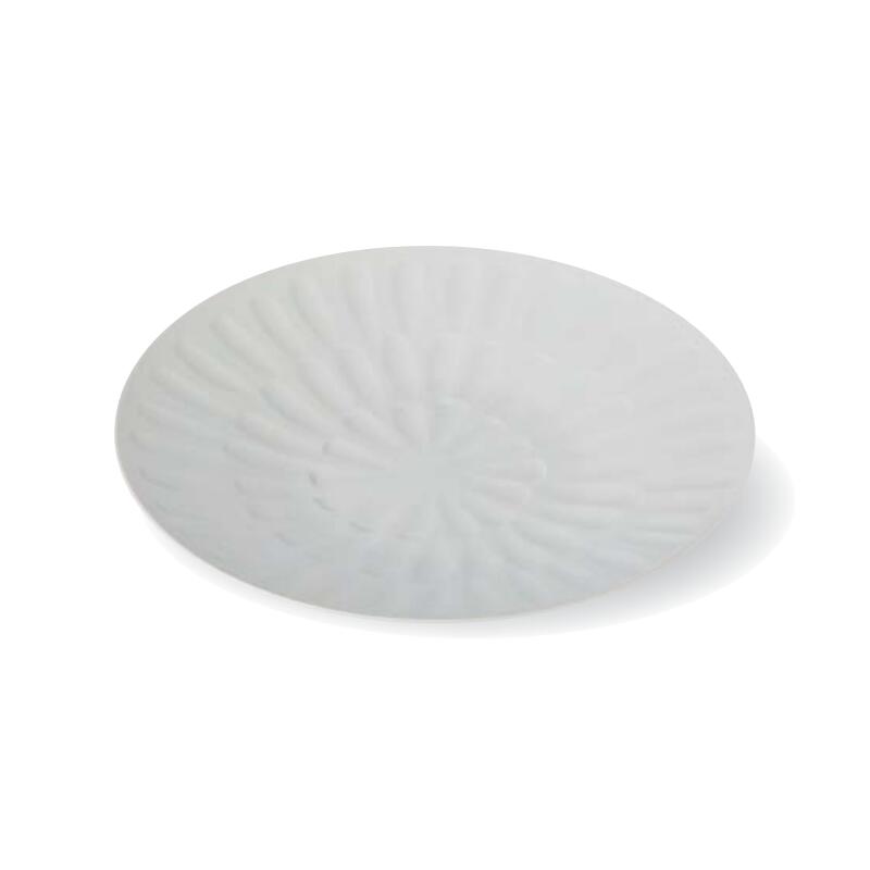 【送料無料】 有田焼 7寸 白 マット 手彫 皿 21.7cm 3.2cm 丸皿 丸 中皿 刺身 焼物 揚物 天ぷら 前菜 サラダ パスタ 盛り付け 日本製 国産 おしゃれ ギフト 贈り物 母の日 お祝い お返し 食事会 和食器 洋食器 飲食店 業務用 プロ使用 食器