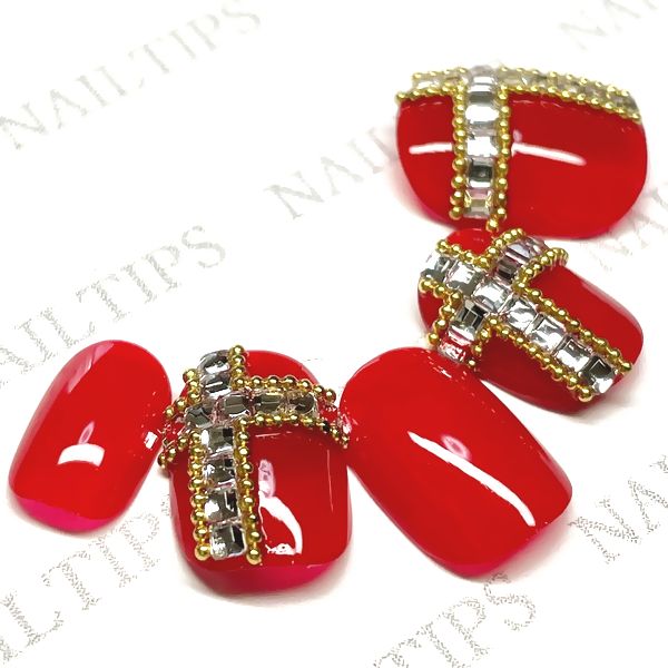 ☆★ラインクロスビジュー★☆人気カラーの単色レッドカラーにプレゼントラッピングのようなクリスタルクロスビジュー!!クリスマス/バレンタインにも♪ジュエリーネイルチップ短いつけ爪☆使いやすいベリーショートvt