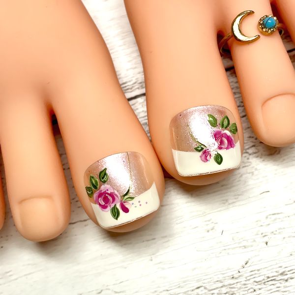 ☆ローズフットネイル☆薔薇 フラワ ーお花 花柄 トールペイント風 手描き アート ペイント 白フレンチ ..
