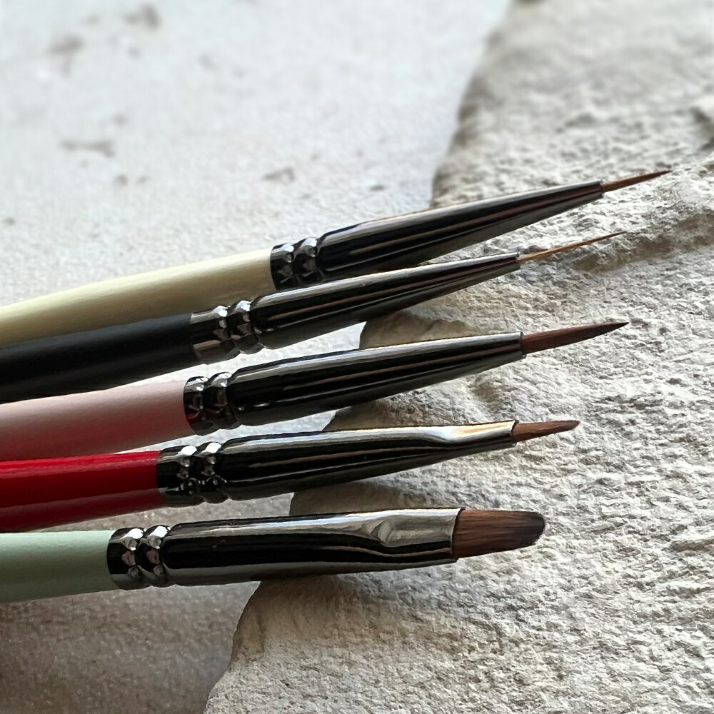 マラソン★最大20%OFFクーポン★ジェルネイル 【 ジェルネイルブラシ 全5種 】 ジェルネイル用筆 平筆 ラウンド オーバル ライン アート用ブラシ ネイル ジェル ネイルアート ネイル用品 ジェルネイル 筆 ブラシ ネイル筆 ネイ