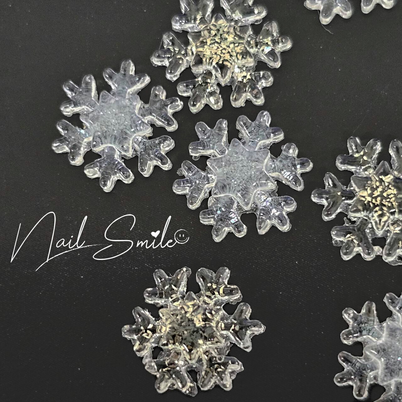 雪の結晶 パーツ クリア ネイルパーツ ネイルグッズ ネイル用品 ネイル ネイルアート ハンドメイド レジン デコ 透明 ラメ クリスタルスノー 結晶 雪 冬 ...