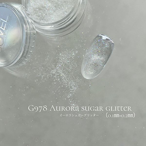 商品到着後レビューを書いて次回使える200円OFFクーポンGET(0.1mm×0.2mmmix)美しいオーロラの輝きを放つシュガーのようなグリッターです。光の角度によって表情が変わり、控えめながらもしっかりと存在感をプラスしてくれます。【Series】G978 Aurora sugar glitter(0.1mm×0.2mmmix)G979 Aurora sugar glitter(0.4mm)内容量:1g