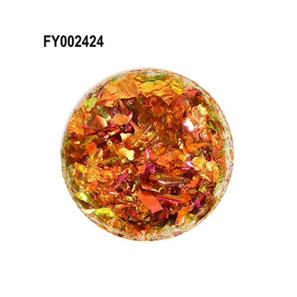 商品到着後レビューを書いて次回使える200円OFFクーポンGETSunset Orange FY002424光の角度によってさまざまな表情を見せる偏光フレーク。深みのあるカラーと存在感のある輝きが、秋冬ネイルに華やかなアクセントを添えます。単色使いはもちろん、パーツやミラーアートと組み合わせることで、奥行きのあるデザインも楽しめます。ブラックベースに重ねれば、より深みのある輝きを演出します。夕焼けのような温かみのあるオレンジが、べっ甲アートやゴールドパーツと美しく調和します。0.5g
