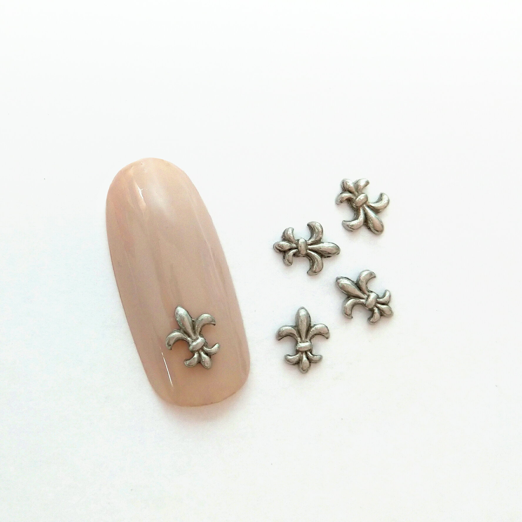 ネイルパーツ ネイルアート ネイルパーツ フレアクロス アンティークシルバー 5P