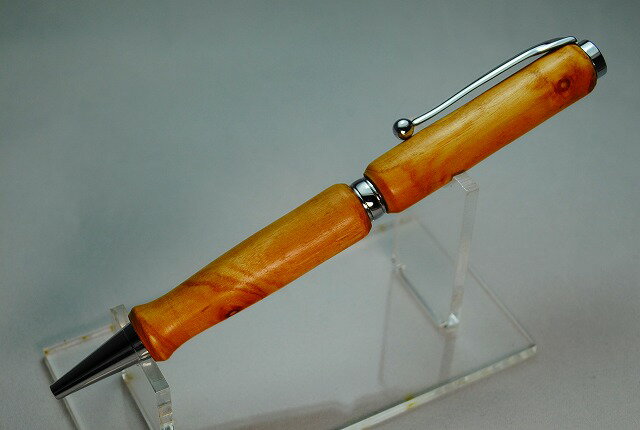 木製ボールペン（梅の枝、節付き）私が手作り作製しました！　名入れサービス！！