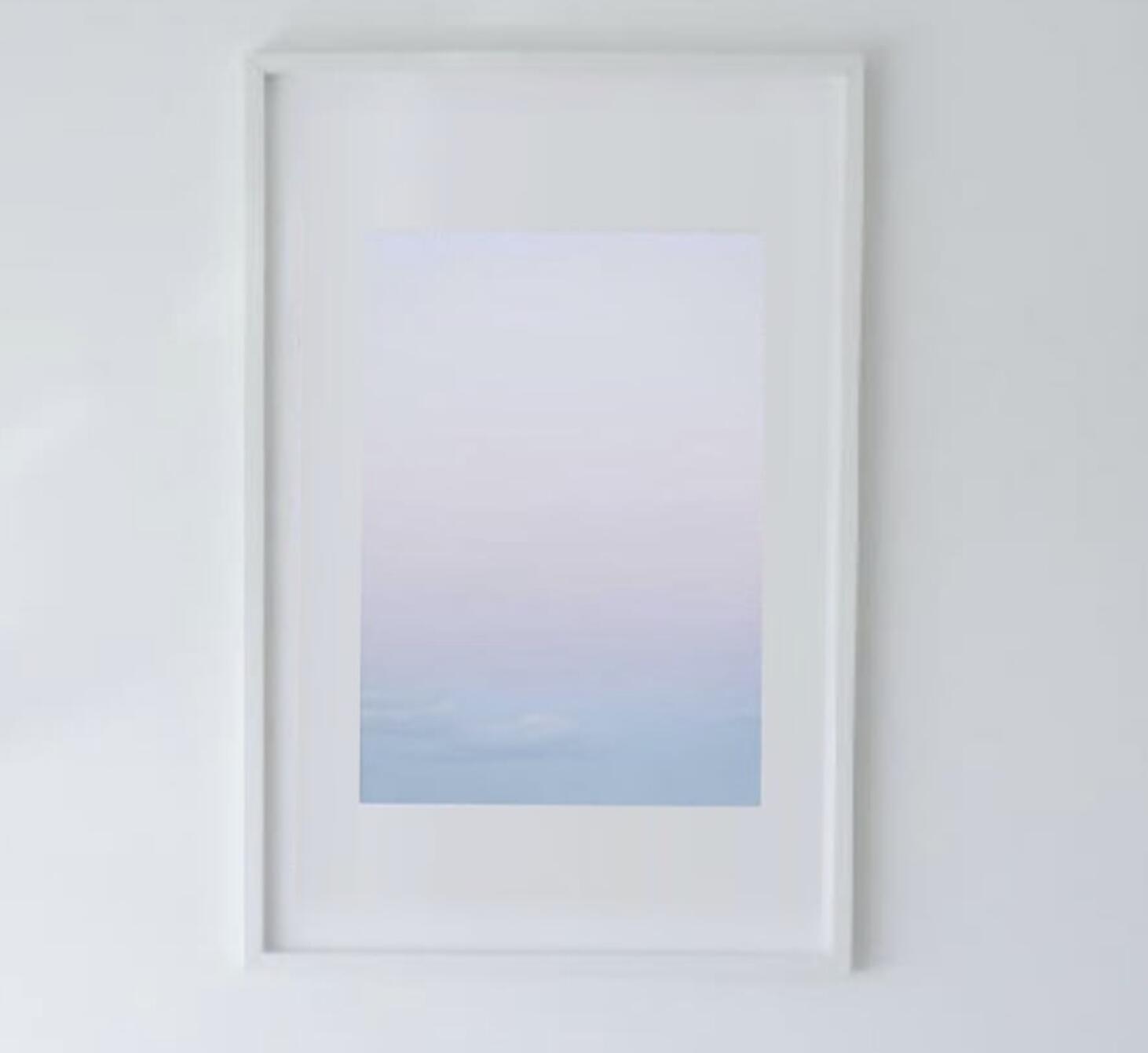 Rakuten - アート作品 インテリア 写真 額装作品 額付き アートパネル 壁掛けアート アートボード 壁掛け モダンアート アートフォト ホテル レストラン 空 海 TETSUYA MORIMOTO Horion Color (white wooden frame 63cm×93cm付き)