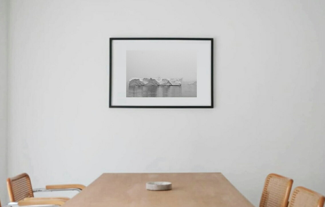 アート アート作品 インテリア 写真 額装作品 額付き アートパネル 壁掛けアート アートボード 壁掛け モダンアート アートフォト ホテル レストラン 氷河 氷山 Hyoga #1 black wooden frame 63cm×93cm付き ( LL ) [2]