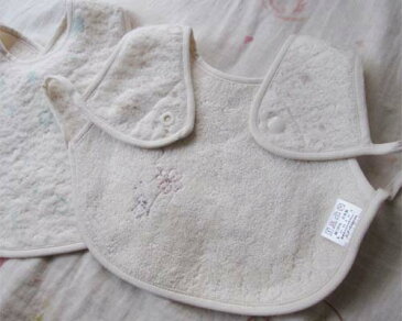 【メール便OK!!】≪薄茶水玉・うさぎ刺繍≫エプロンスタイ 【赤ちゃん・ベビー出産祝い・男の子/女の子】今治タオル・コンテックス/ミュール オーガニックコットン【楽ギフ_のし宛書】【楽ギフ_メッセ入力】【楽ギフ_包装】 05P22Jul11