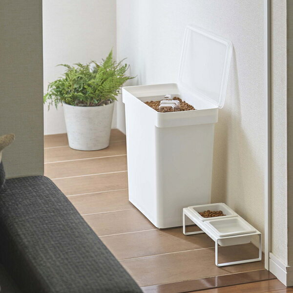 tower 密閉ペットフードストッカー　タワー　12kg　ホワイト（計量カップ付き）