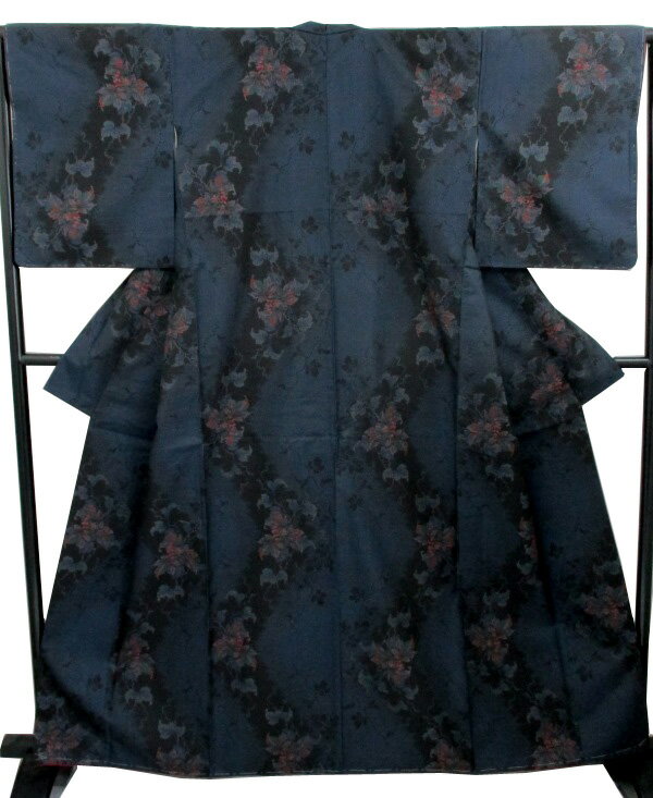 【特価品】【中古】【新古品】訳あり 女袷 本場大島紬着物(正絹)