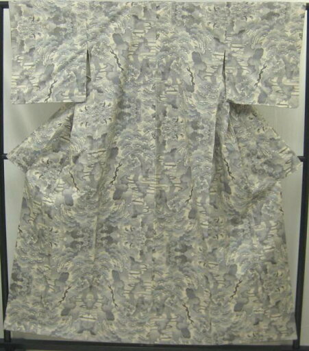 【中古】中古美品 訳あり 女袷 本場白大島紬着物(正絹) 【中古】中古美品 訳あり 女袷 本場白大島紬着物(正絹)