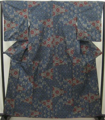 【中古】中古美品 訳あり 女袷 本場大島紬着物(正絹) 【中古】中古美品 訳あり 女袷 本場大島紬着物(正絹)