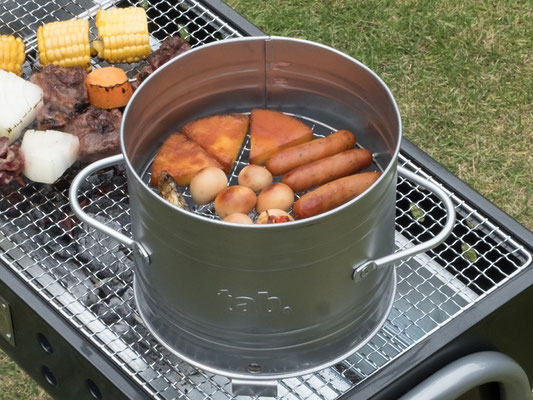 【送料込み】【日本製】 タブ 燻製かんたん 缶スモーカー 田中文金属tab. 缶 スモーカー 燻製 バーベキュー通販格安セール情報 楽天 通販