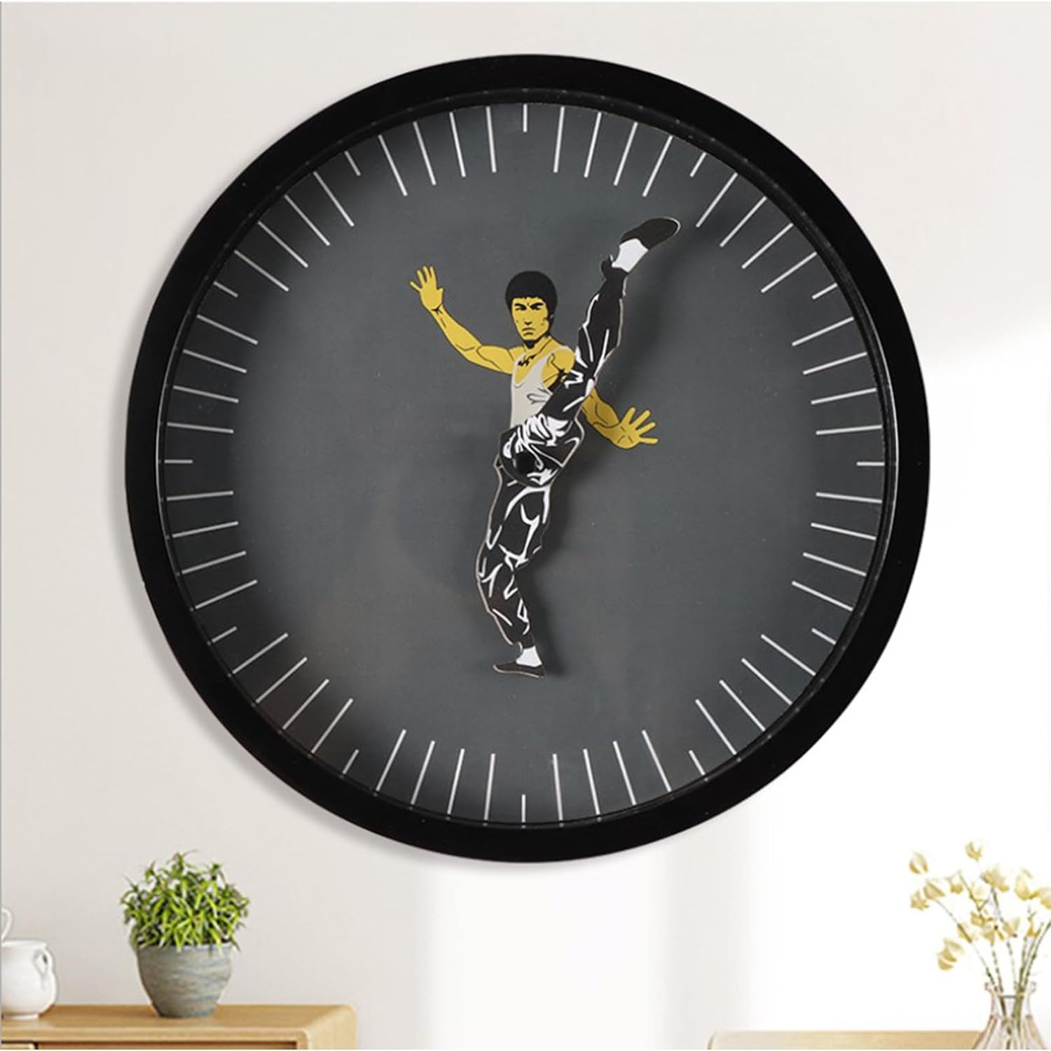 全店10％offクーポン配布中【送料無料】カンフー時計中国カンフー掛け時計円形時計は静かで、静かで、多才で、長寿の英雄を象徴している