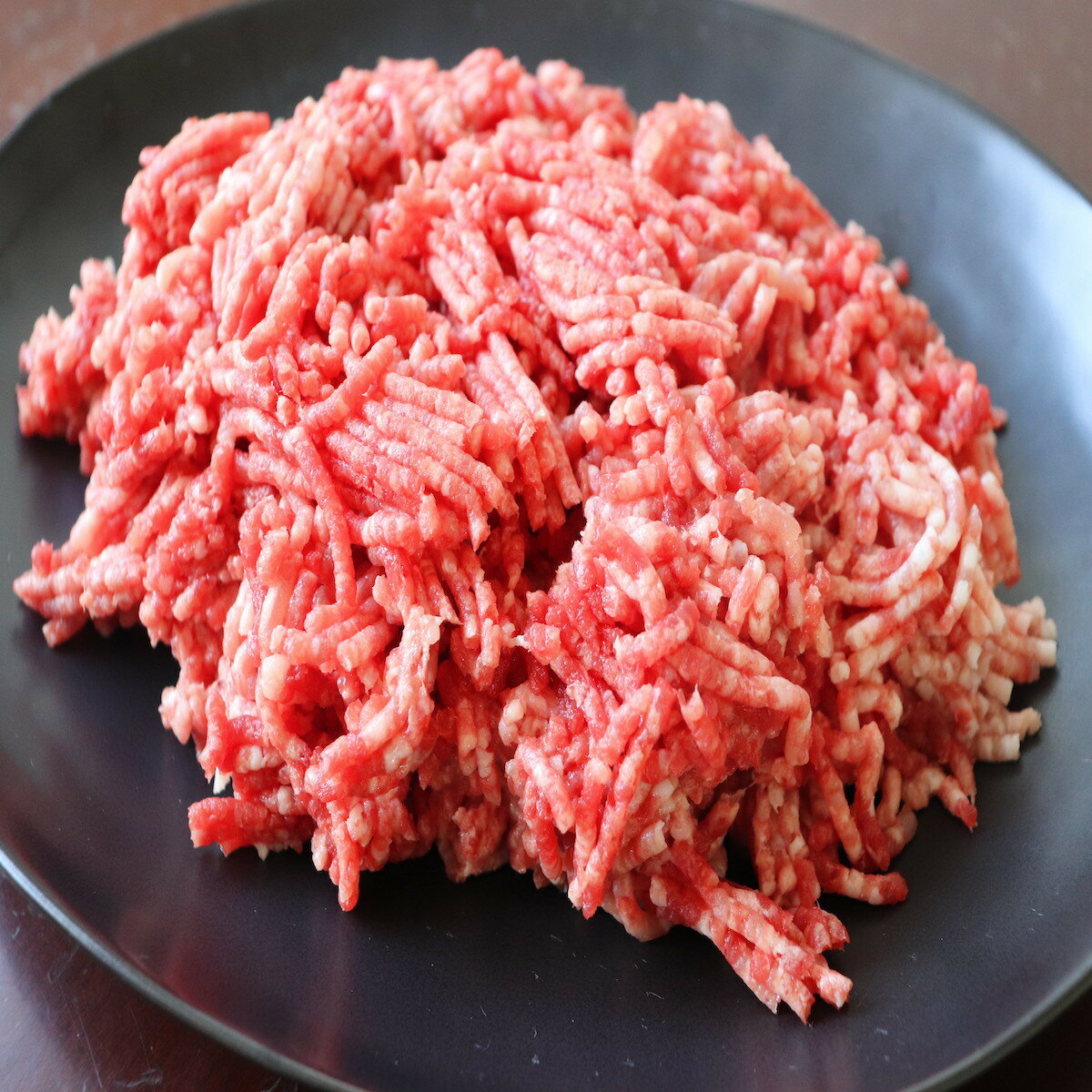 【送料無料の商品と同梱包可能商品】国産牛豚の合挽肉　ひき肉　500g　真空冷凍　国産　牛　豚　合い挽..