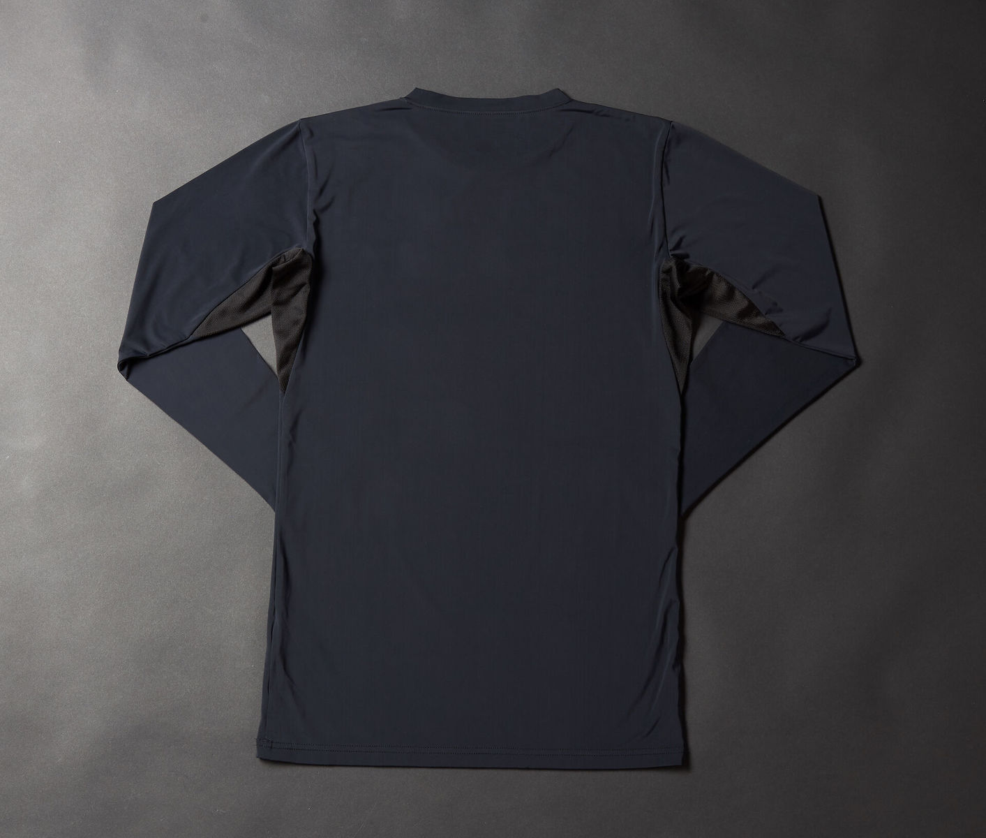 半袖Tシャツと同様に CORDURA 2022新発 ? 糸を使用したコンプレッションインナーが発売 《ラスト１点》 NWZコンプレッション 道内発送  スムースver コンプレッション ネクストワーカーズ 中島商店 NWZ