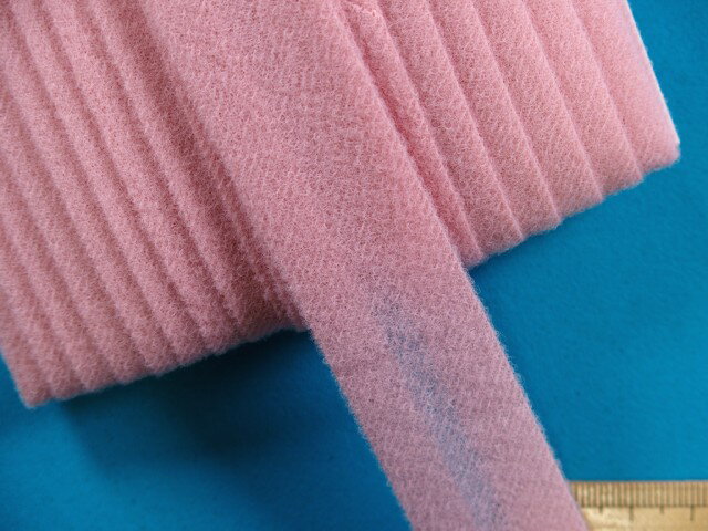 起毛バイアス（両折れタイプ）渋ピンク（2．5cm幅　10m巻）