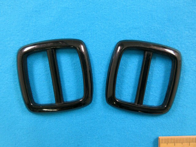 プラバックル黒