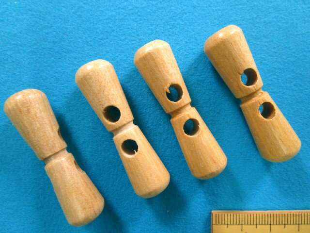 ウッドダッフルボタン45mm白木