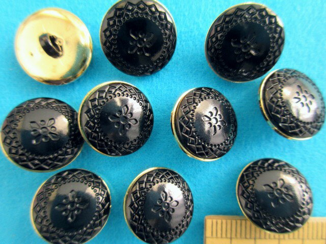 プラメタルボタン（15mm）黒×金