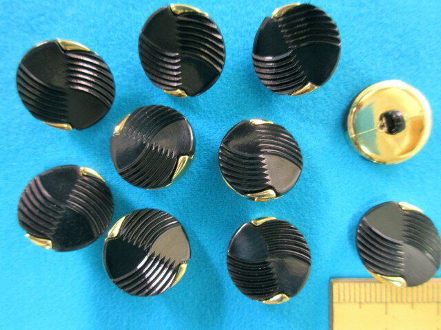プラメタルボタン（15mm）黒×金