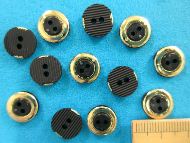 プラメタルボタン（11mm）金×黒
