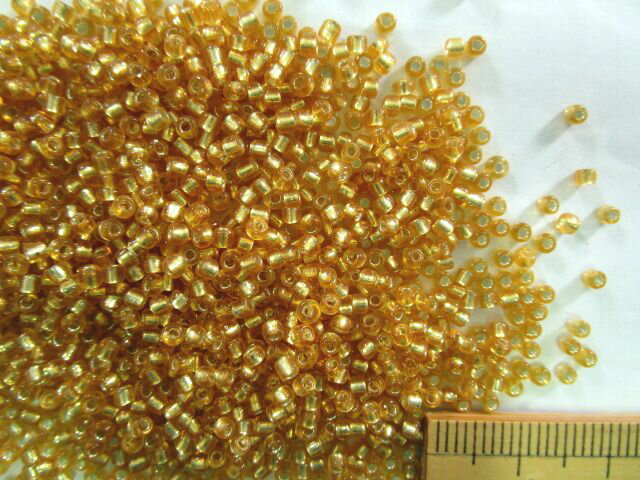 ガラスビーズ(2mm)渋オレンジ