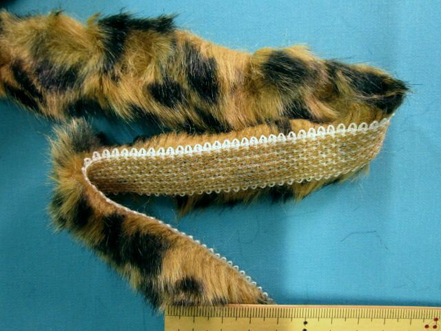 フェイクファーテープ（アニマル）薄茶×黒　2m　1.5cm幅