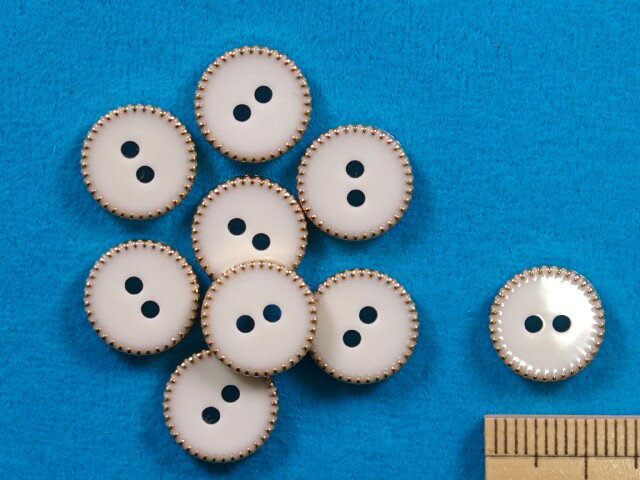 在庫処分プラボタン（11mm）金×クリーム