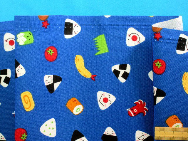 綿プリントオックス生地おにぎり・ブルー（110cm幅　1m）