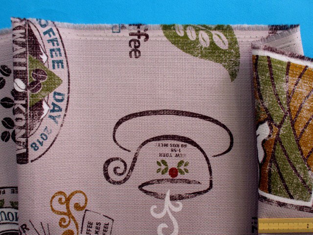 綿中厚プリペラプリント生地コーヒー・薄渋紫（105cm幅　1m）