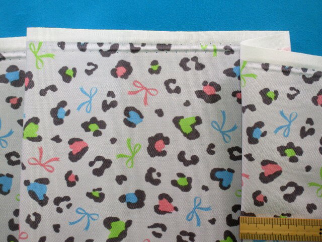 綿プリントオックス生地アニマル/リボン・グレー（110cm幅　2m）