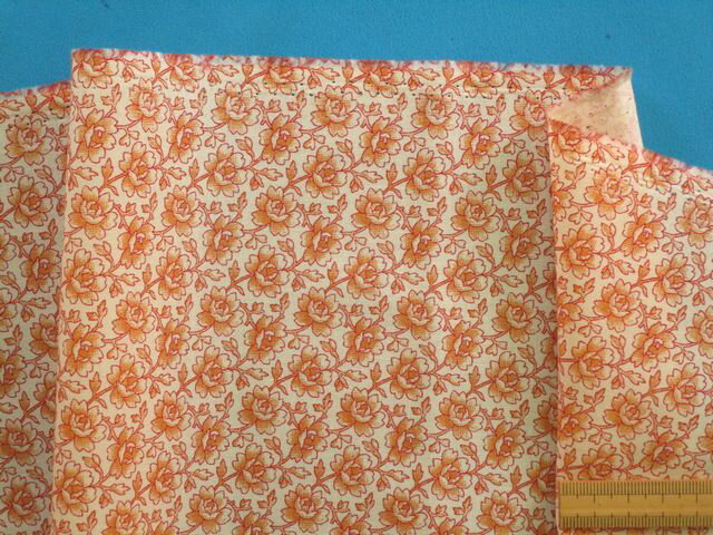 USAコットン生地花・アイボリー×オレンジ（105cm幅　2m）のサムネイル