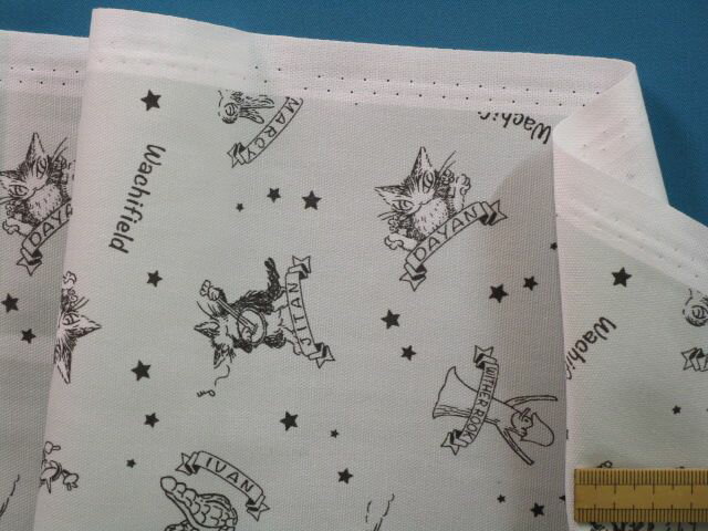 綿プリントオックス生地薄水グリン系×黒系（110cm幅　1m）