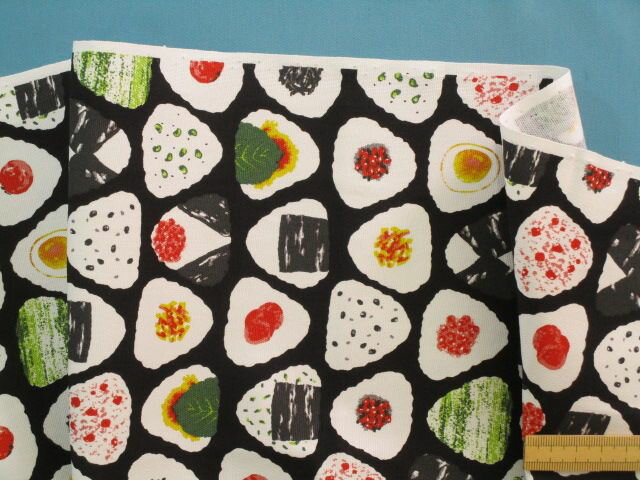 綿プリントオックス生地おにぎり・黒（110cm幅　1m）