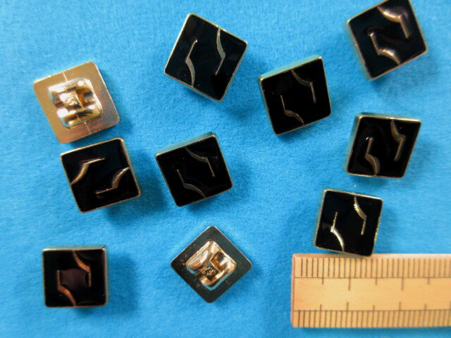 プラメタルボタン（11mm）金×黒