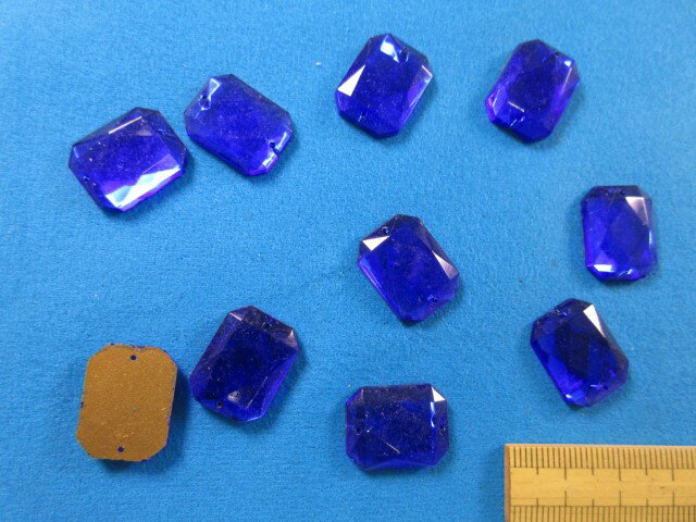 ミラーストーン(チェコガラス）長方形・18mm×14mm濃ブルー