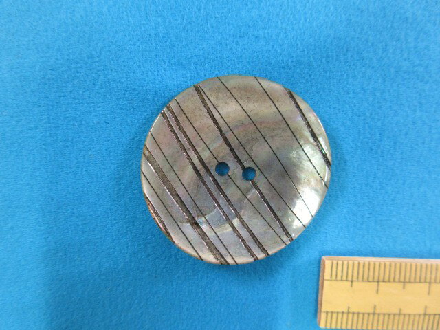 貝ボタン（34mm）