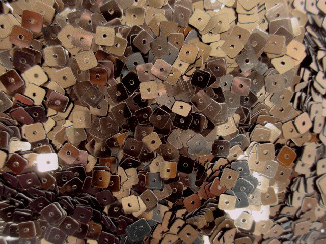 スパンコール　四角5mm（100g）メタルコゲ茶