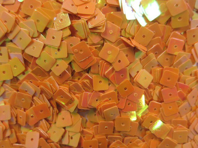 スパンコール　四角7mm（100g）パールオレンジ系