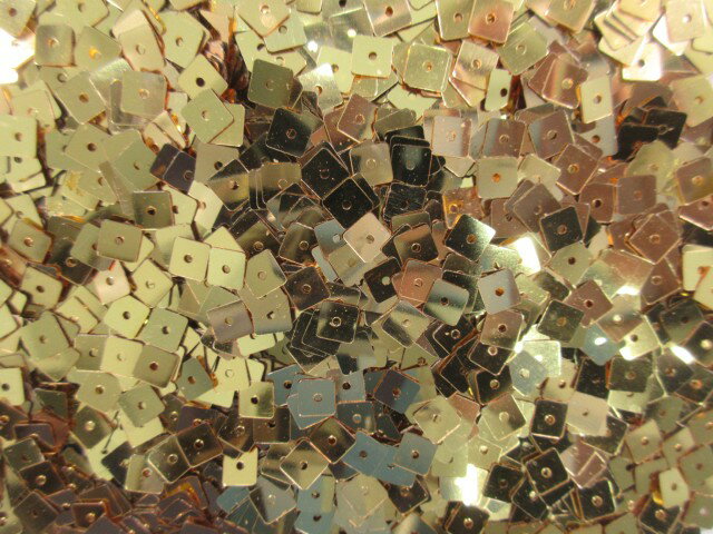 スパンコール　四角5mm（100g）金