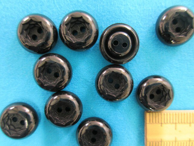プラボタン（13mm）黒//