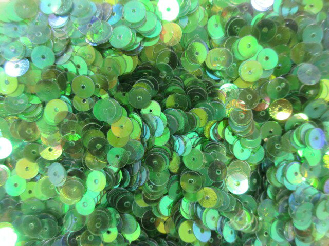 スパンコール　6mm（100g・7000枚）オーロラクリアグリン系