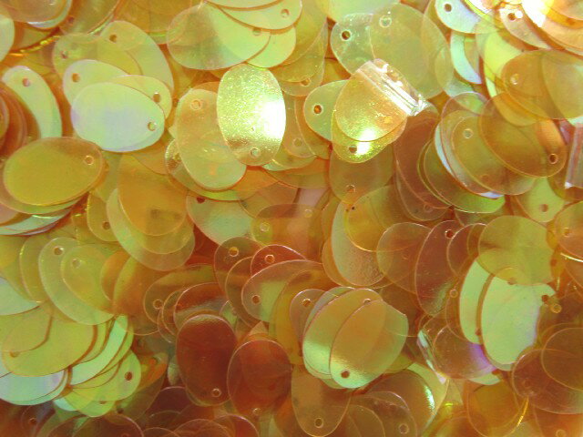 スパンコール　楕円　20×12mm（100g）クリアオーロラ薄茶系