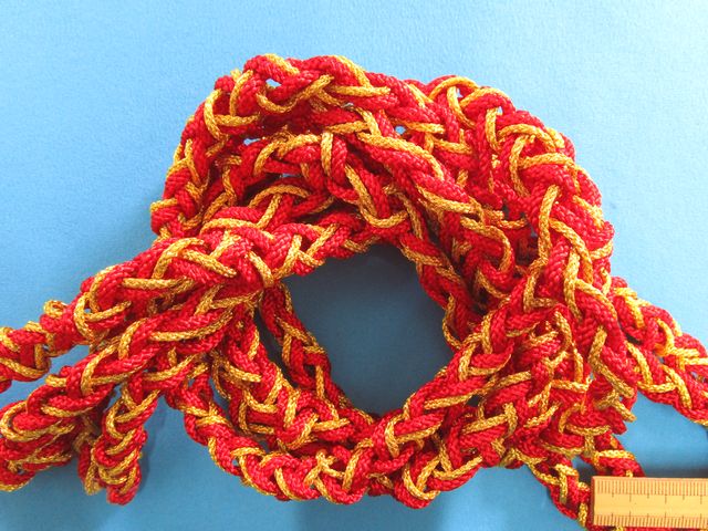 和調飾りコード(直径11mm 3m巻)赤×金